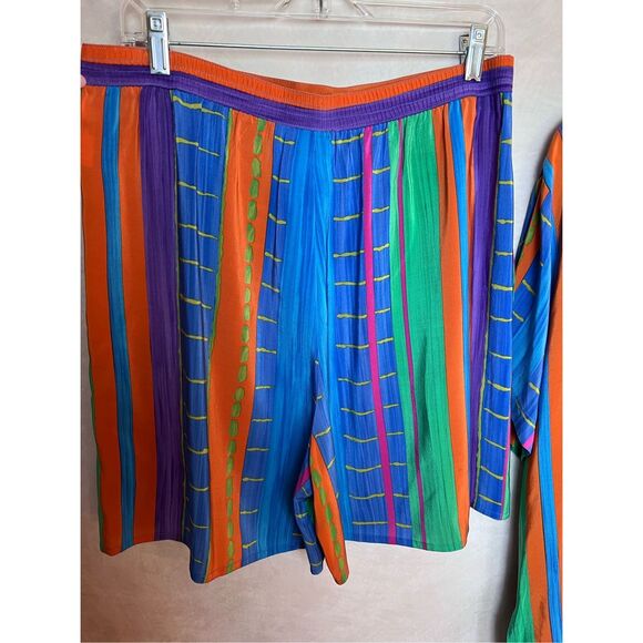 Vintage Plus Size Short Set - Picture 8 of 9